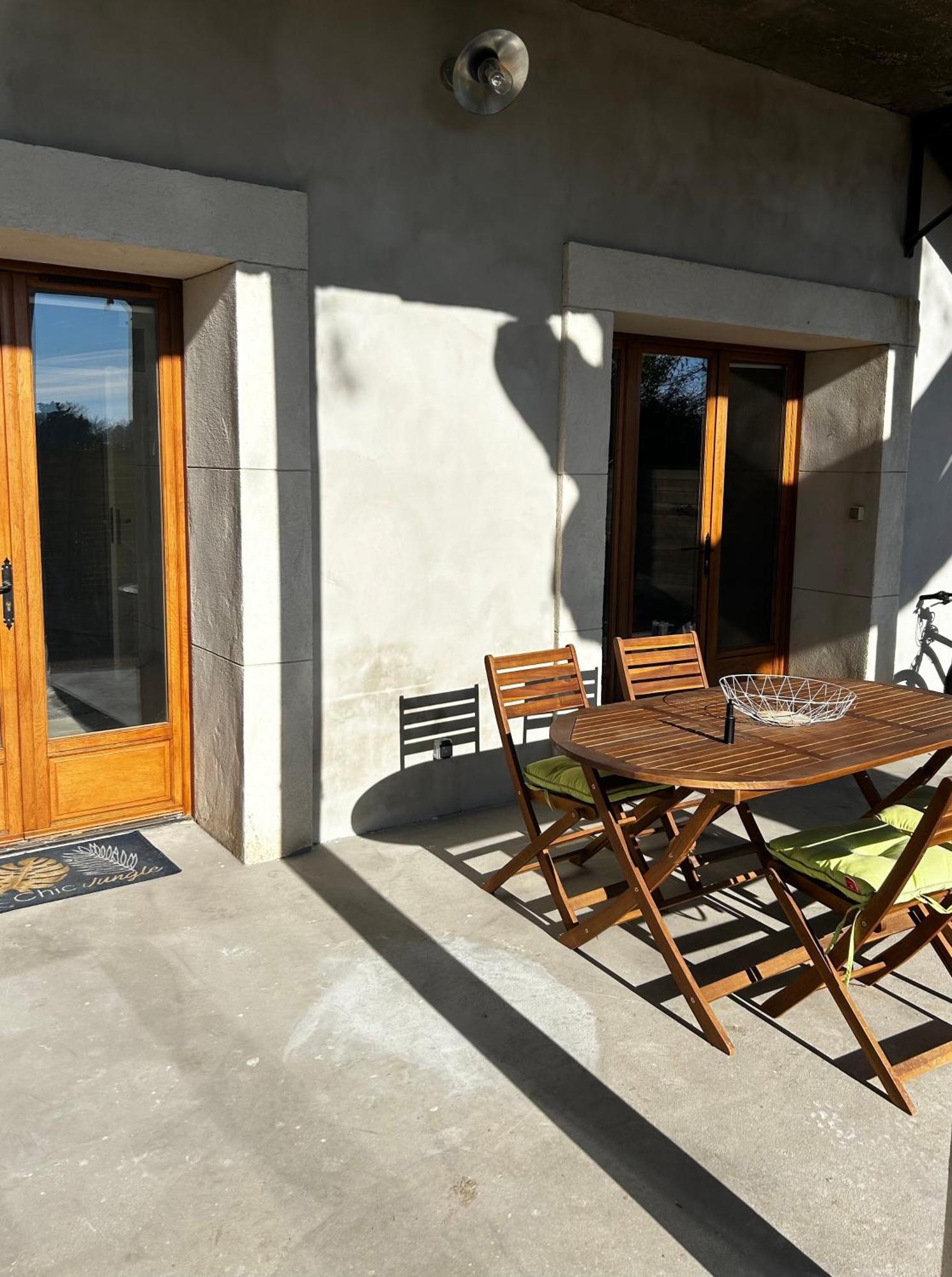 Superbe Appartement Dans Un Mas Nîmes Kültér fotó